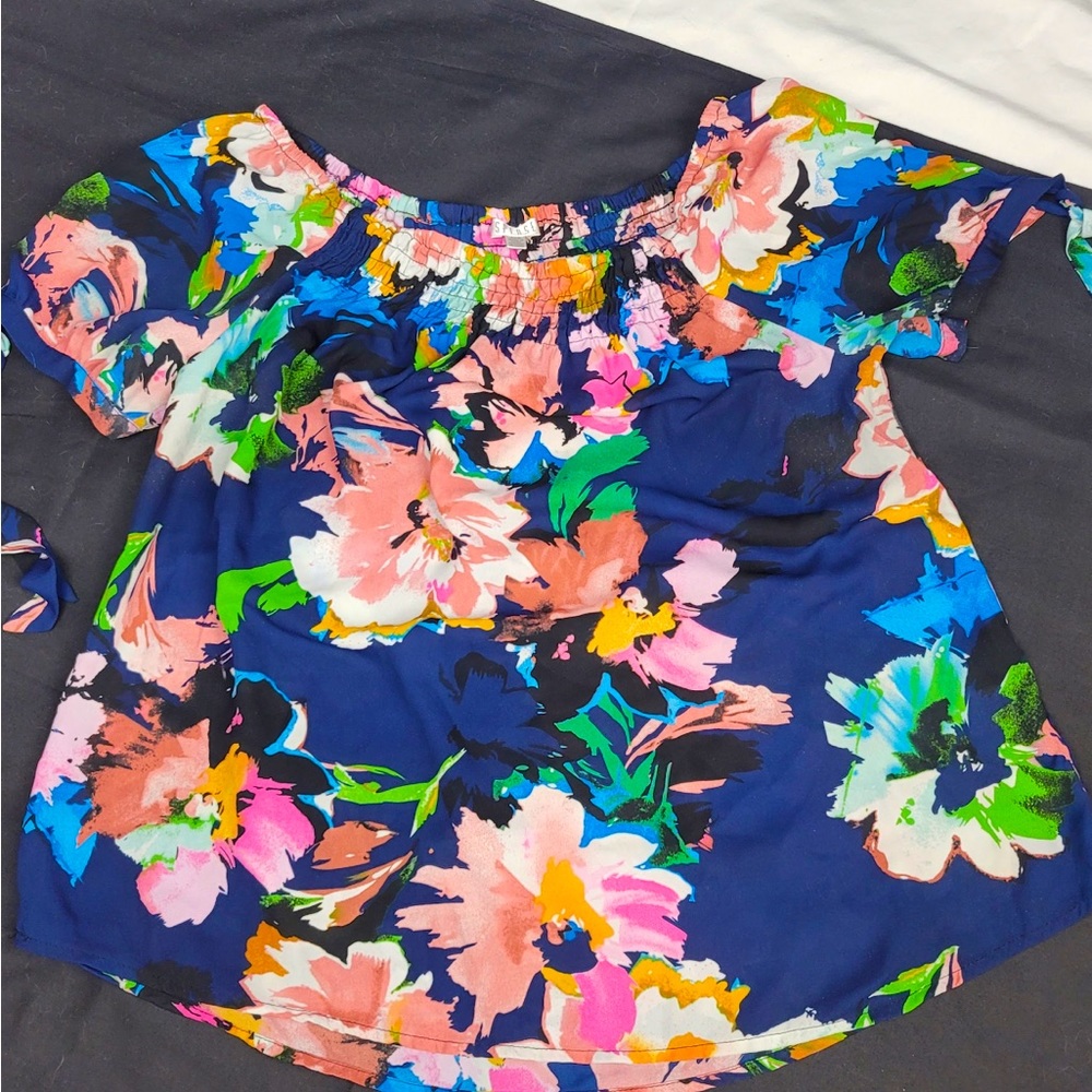 Flower Blouse Off the shoulder